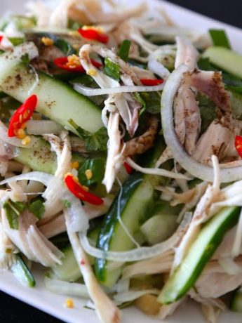Shredded chicken salad Yum gai